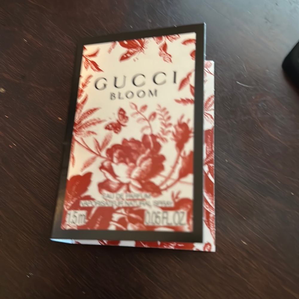 5/$25.00 Gucci Bloom sample spray new travel perfume